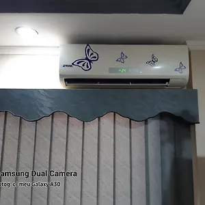 Encantador Com Estacionamento Apartamento